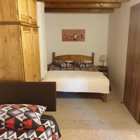 Guest house Montana Colibita