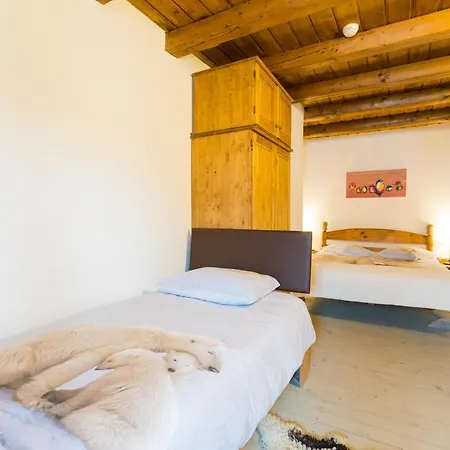 Montana Guest house *